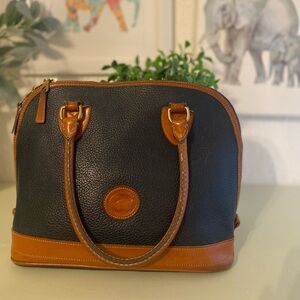 Classic vintage  Black and Tan all weather Leather Handbag
